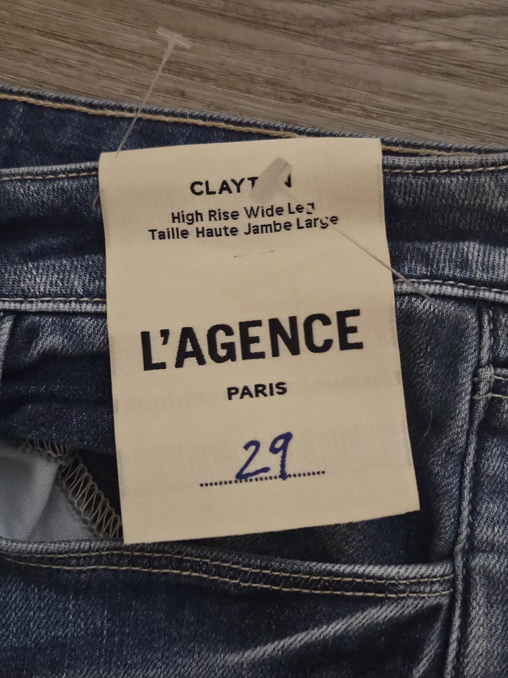 L'AGENCE Wide-Leg Jeans in Medium Blue Wash Size 29 - Picture 7 of 8